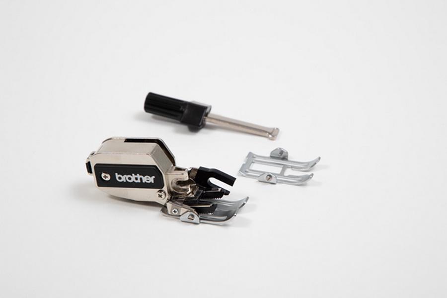 Compact Walking Foot SA101 - Sewingmachinesplus.com