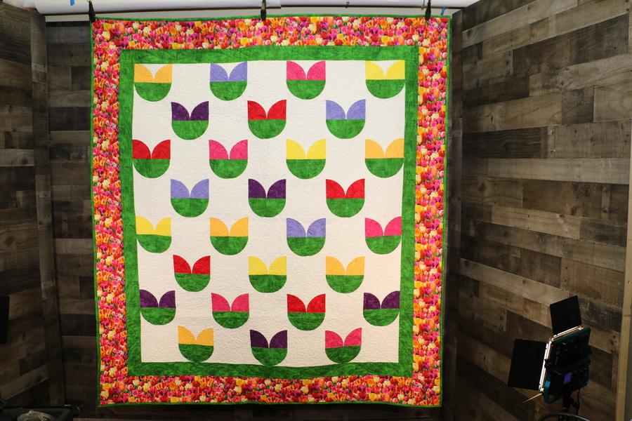 Ready to Sew Tulip Pre - cut Quilt Kit - Sewingmachinesplus.com