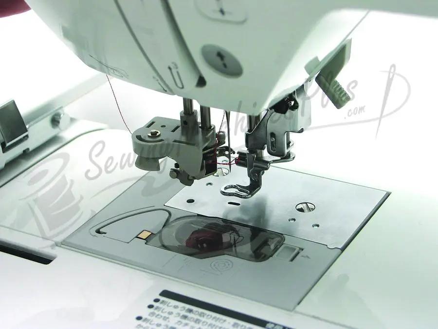 Brother Simplicity SB7900E Embroidery Machine 5"x7"