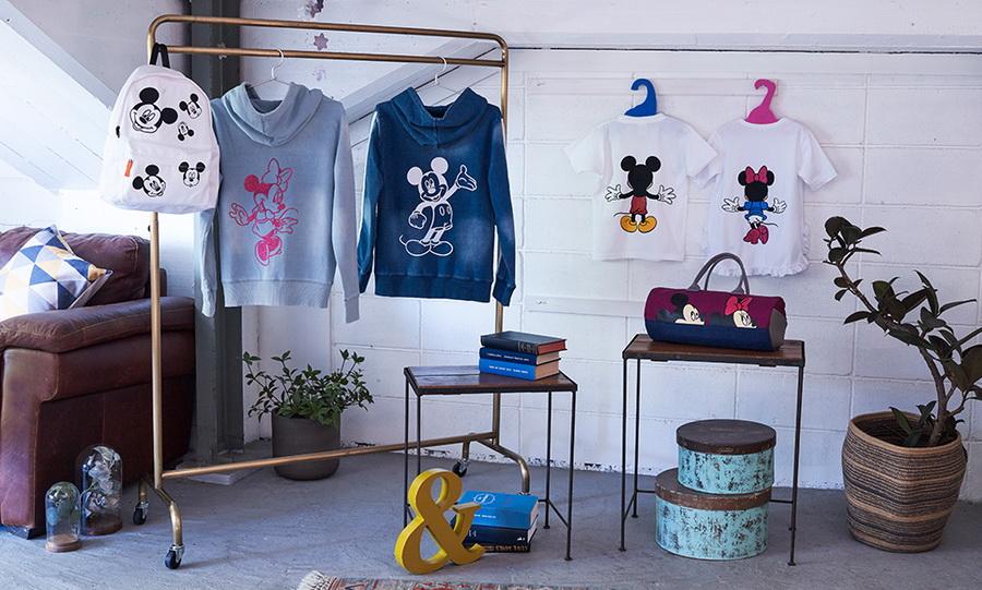 Brother Disney Mickey Mouse and Minnie Mouse Pattern Collection, 45 Patterns - Sewingmachinesplus.com