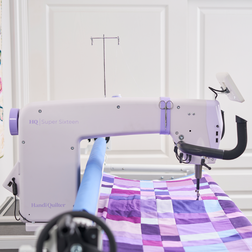 Handi Quilter Super Sixteen Longarm Quilting Machine with Little Foot 5' Frame