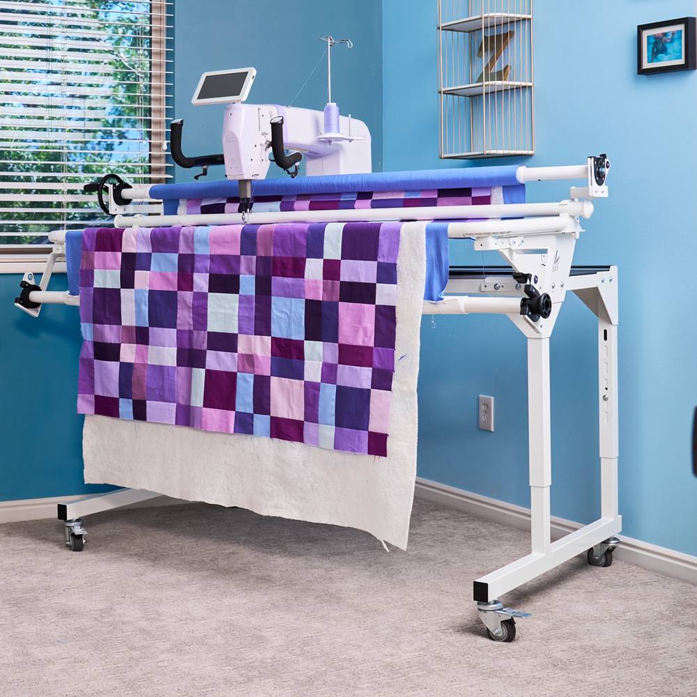 Handi Quilter Super Sixteen Longarm Quilting Machine with Little Foot 5' Frame