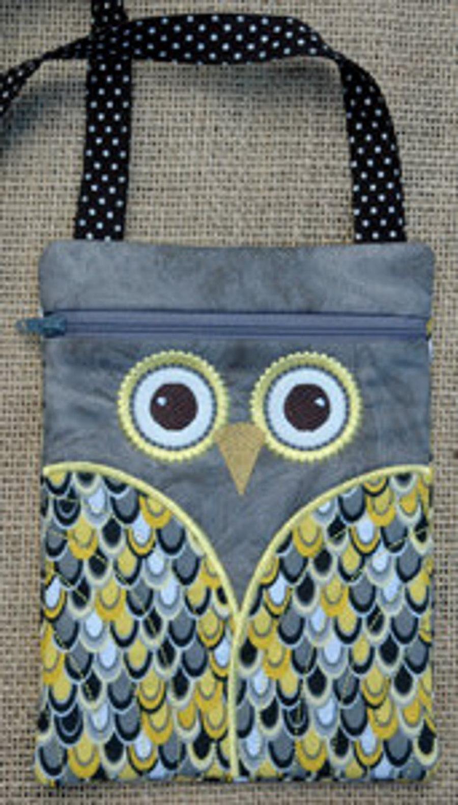 Embroidery Garden Owl Wristlet and Purse Set - Sewingmachinesplus.com