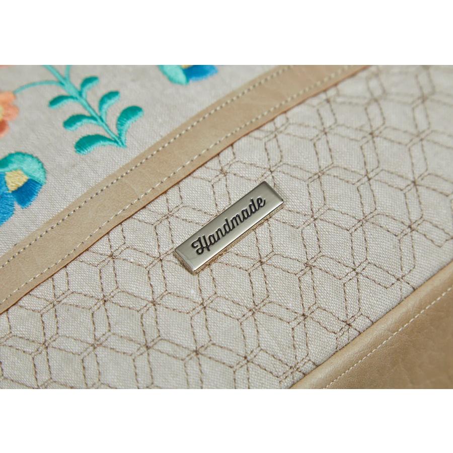 Sallie Tomato Handbag Embroidery Collection - Download/Card - Sewingmachinesplus.com