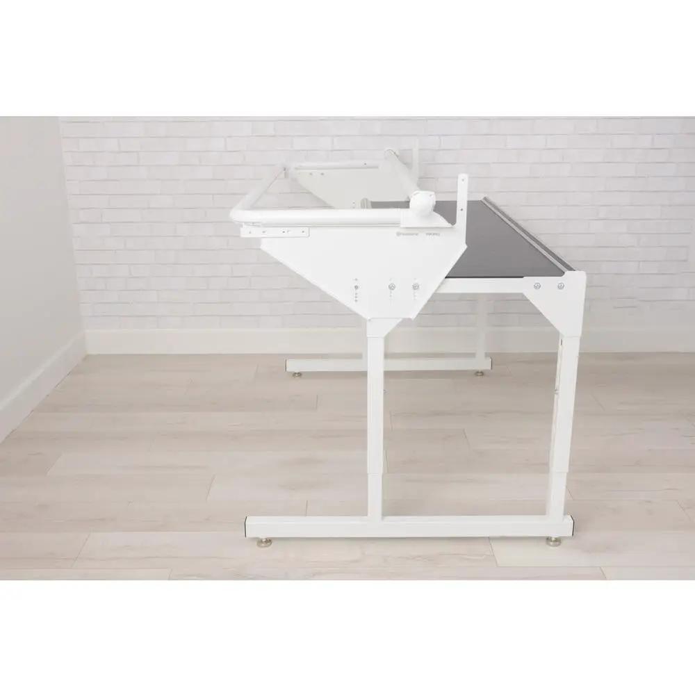 Viking Platinum Q165 Longarm Quilting Machine with Frame - Sewingmachinesplus.com