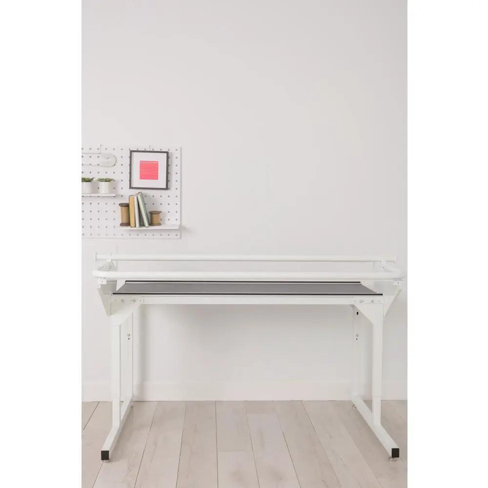 Viking Platinum Q165 Longarm Quilting Machine with Frame - Sewingmachinesplus.com