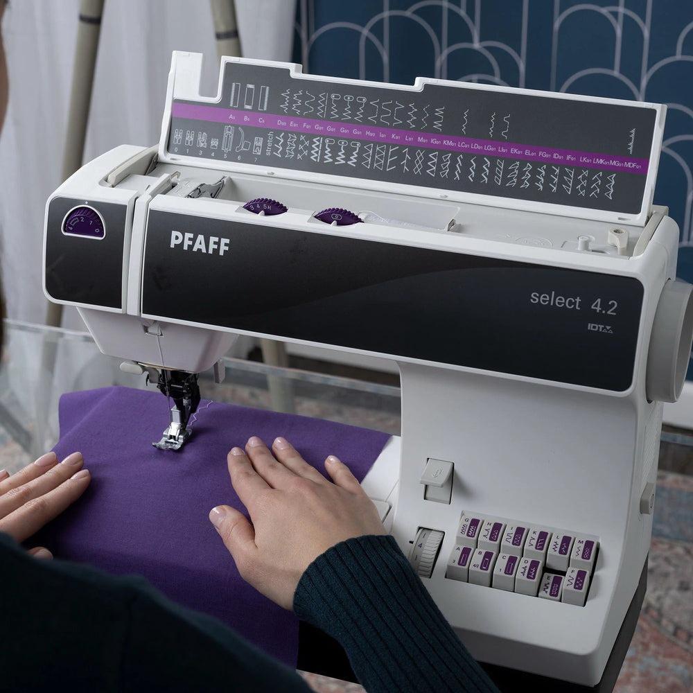 PFAFF Select 4.2 Sewing Machine - Sewingmachinesplus.com