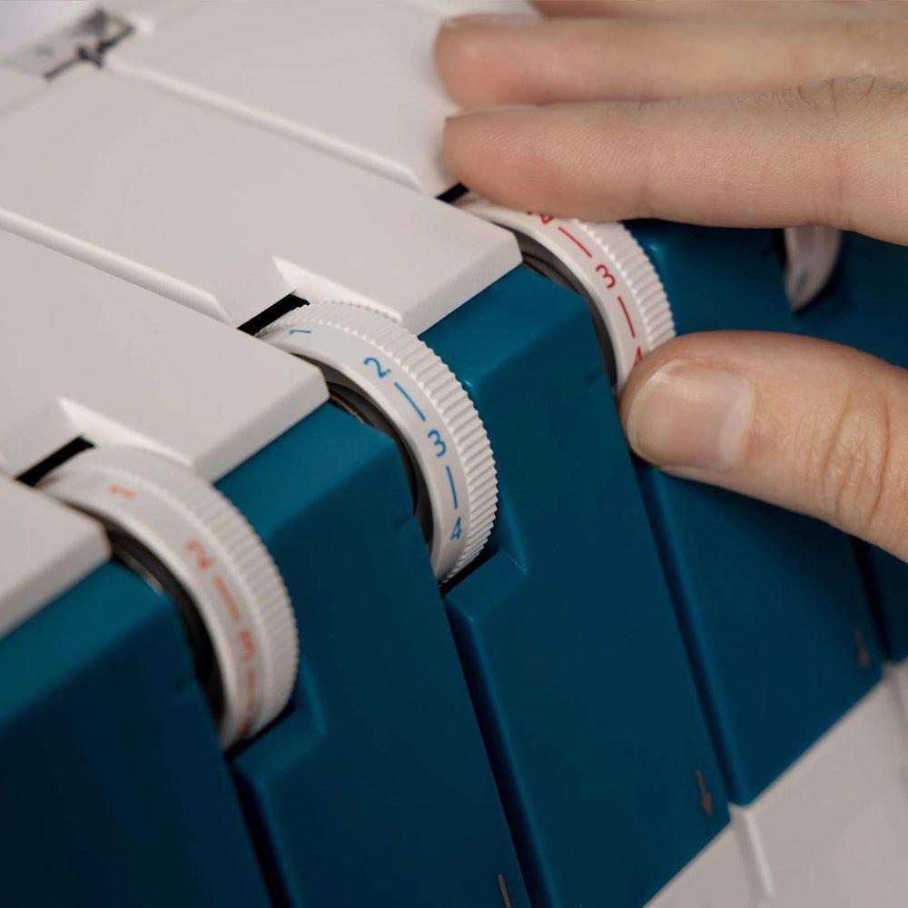 Pfaff Admire Air 5000 Jet Air 4 - Thread Overlock Serger - Sewingmachinesplus.com