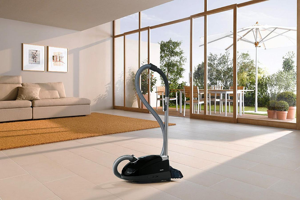 Miele Compact C2 Onyx Canister Vacuum