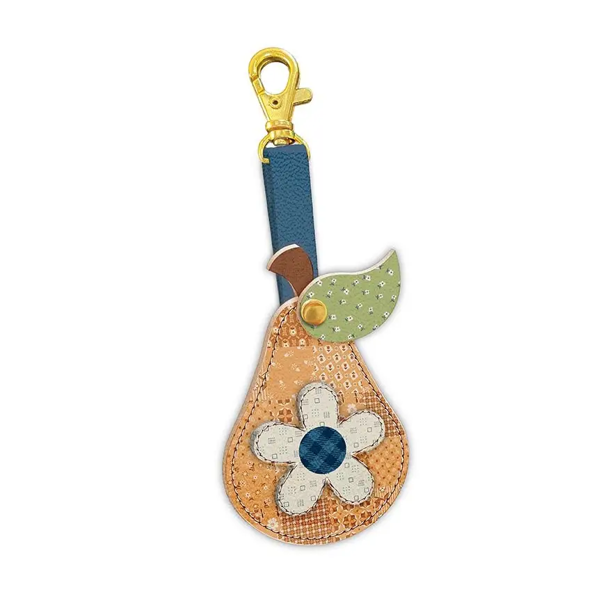 Riley Blake Leather Pear Charm Denim & Daisy (STLR-50857)