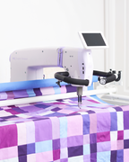 Handi Quilter Super Sixteen Longarm Quilting Machine with Little Foot 5' Frame