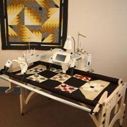 TinLizzie18 DLS Long Arm Quilting Machine