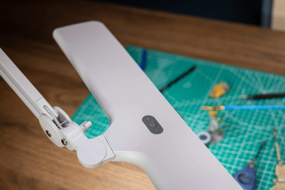 Daylight Lumi LED Task Lamp - U35500