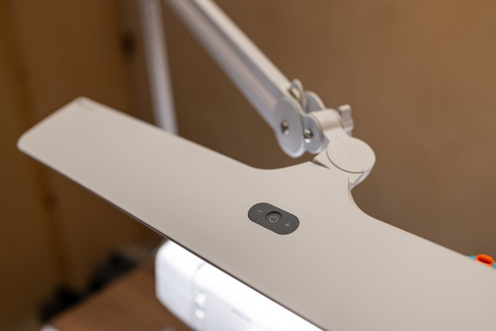 Daylight Lumi LED Task Lamp - U35500