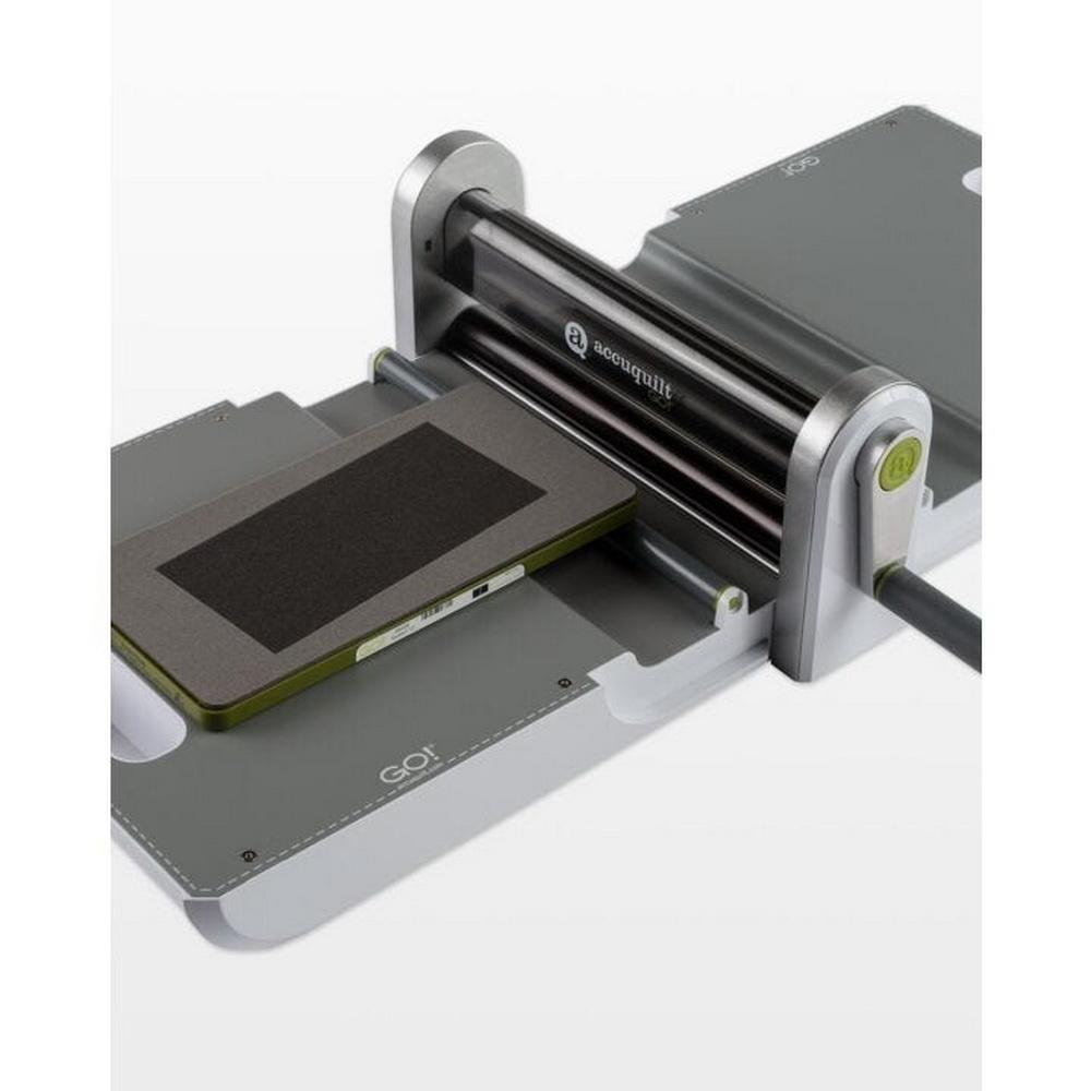 GO! Square - 3 1/2in (3in Finished) Geometric Die - Sewingmachinesplus.com