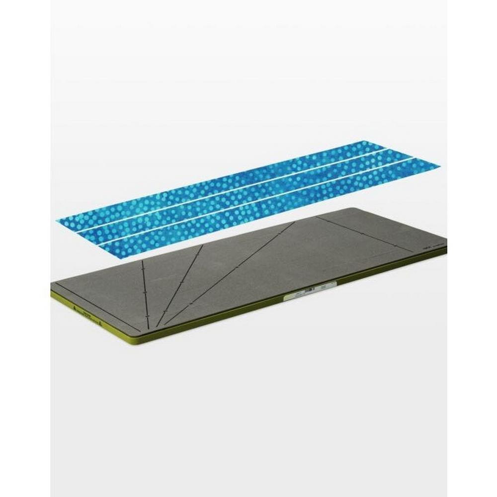Accuquilt GO! Strip Cutter - 2 1/2in (2in Finished) 3 Strips - Sewingmachinesplus.com