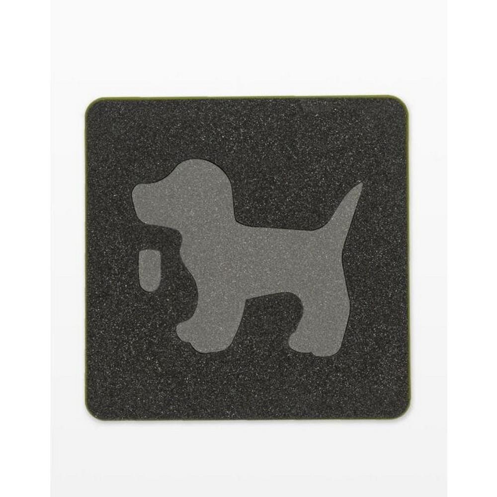 Accuquilt GO! Gingham Dog Applique Die - Sewingmachinesplus.com