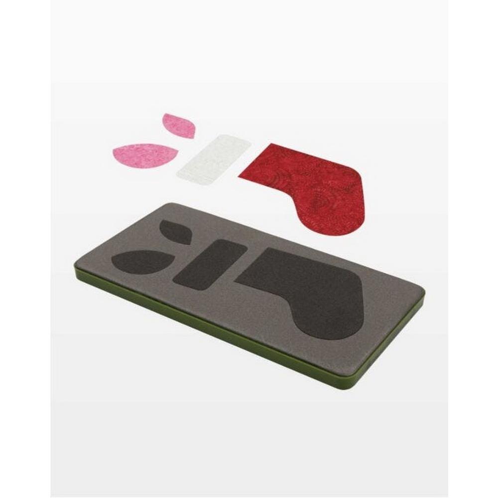 Accuquilt GO! Mini Stocking Applique Die - Sewingmachinesplus.com