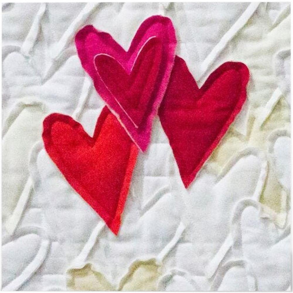 Accuquilt GO! Queen of Hearts Applique Die - Sewingmachinesplus.com
