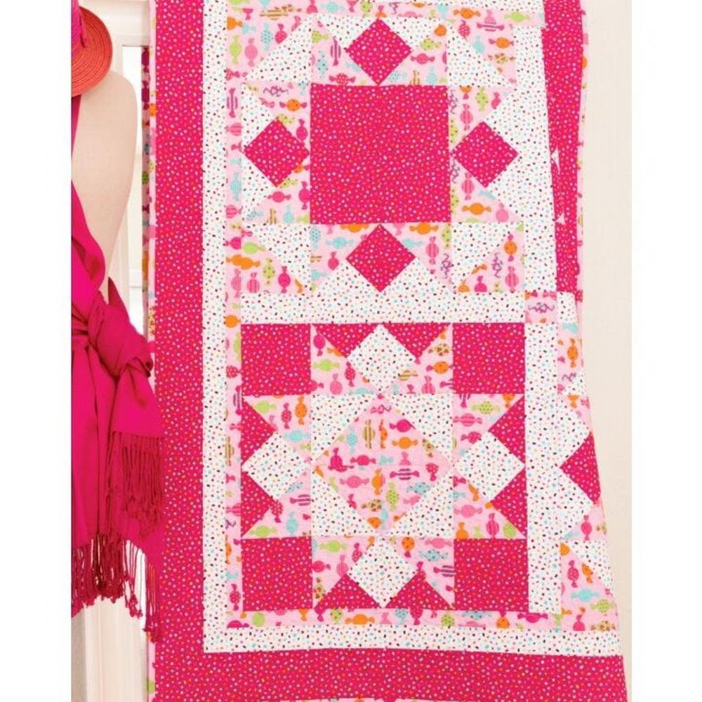 GO! Half Square Triangle - 4 1/2in Finished Square Geometric Die - Sewingmachinesplus.com