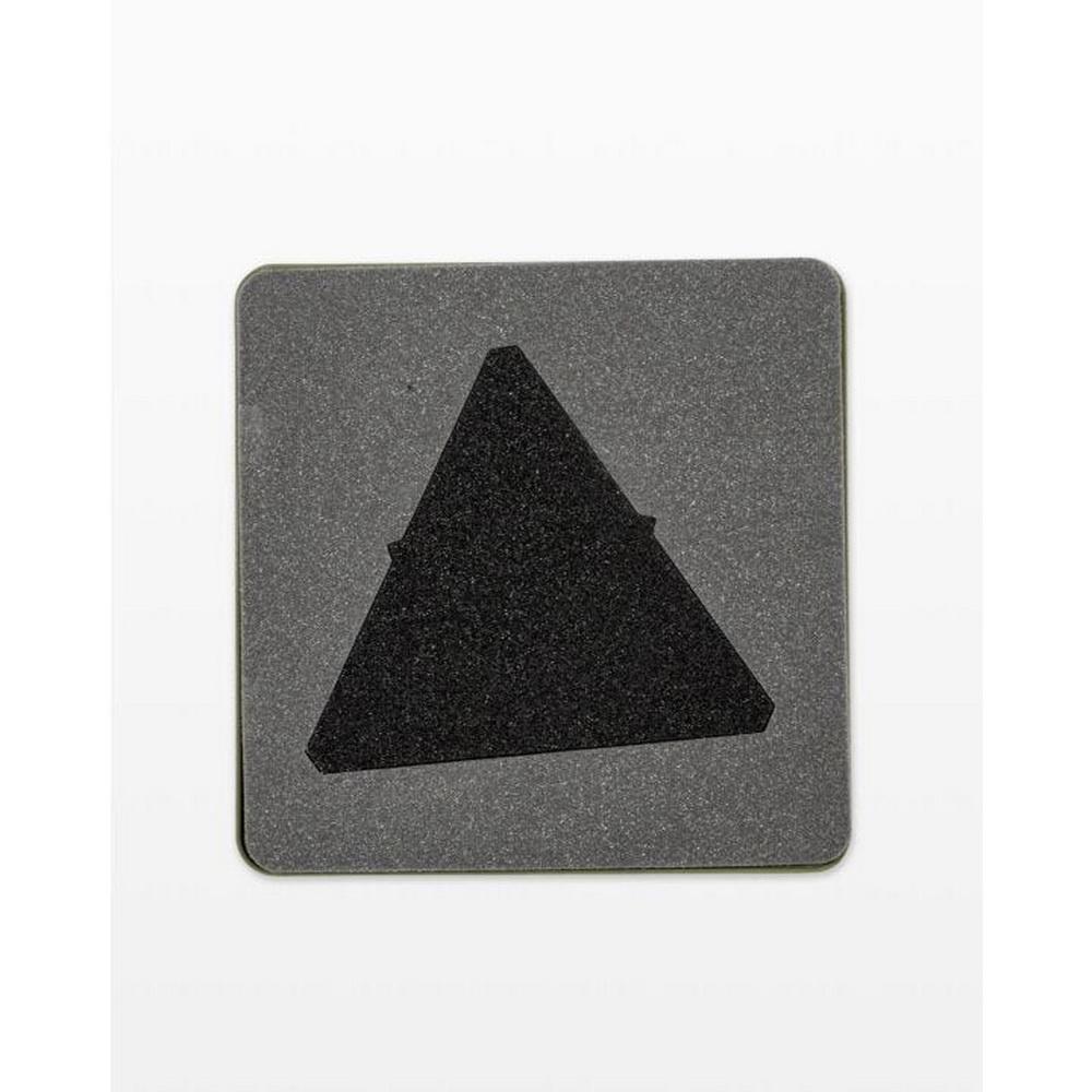 GO! Equilateral Triangle - 4 1/2in Sides (4 1/4in Finished) Geometric Die - Sewingmachinesplus.com
