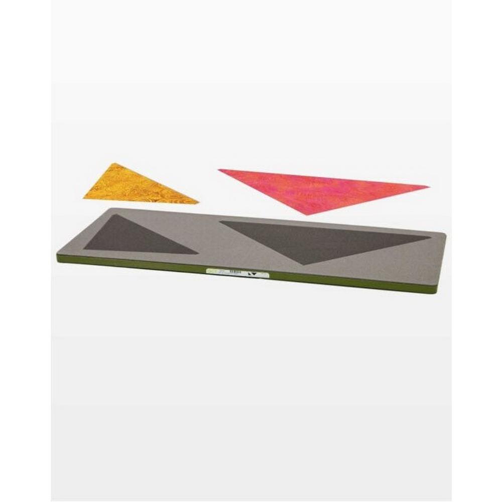 GO! Setting Triangles - 10in Finished Geometric Die - Sewingmachinesplus.com