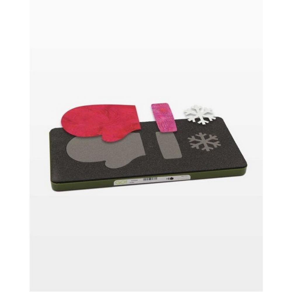 Accuquilt GO! Mitten Applique Die - Sewingmachinesplus.com