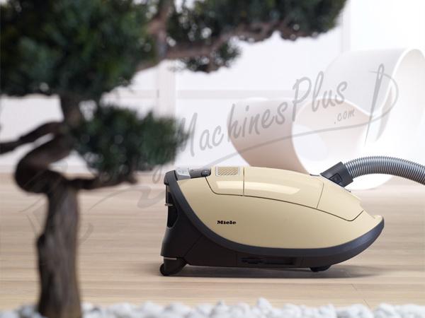 Miele Complete C3 Alize Canister Vacuum w/ Gift