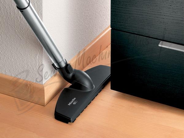 Miele Complete C3 Alize Canister Vacuum w/ Gift