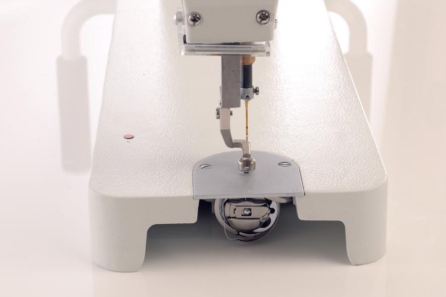 Quilter's Pro Long Arm Quilting Machine With iPad Mini, and 1 Year Warranty