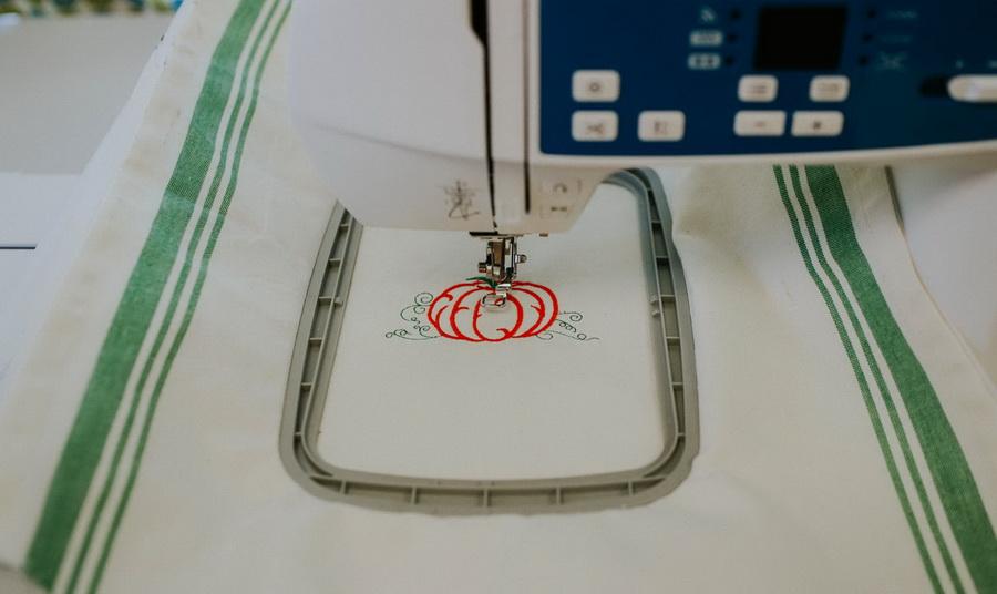 Eversewn Sparrow X Embroidery and Sewing Machine