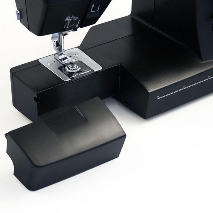 Toyota J17 Super Jeans Sewing Machine