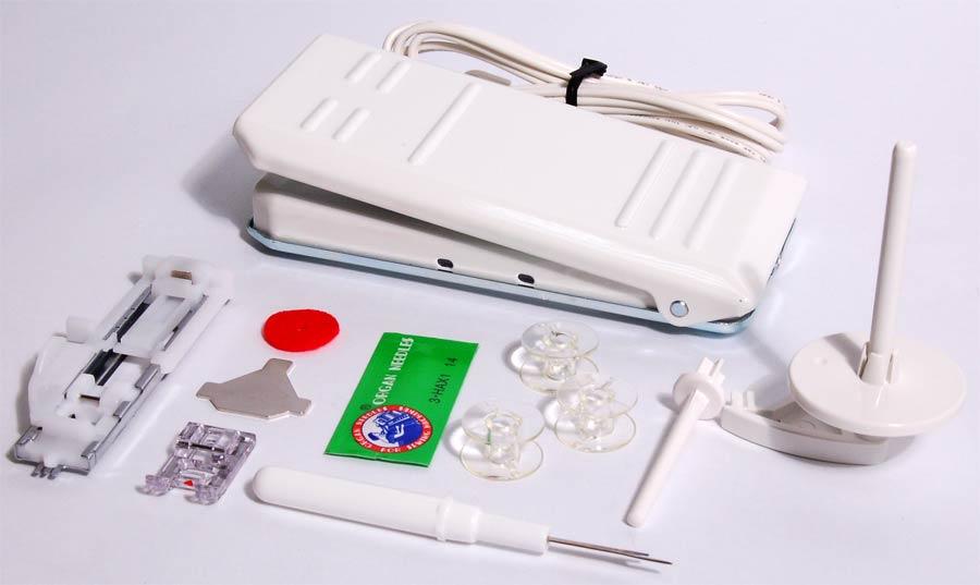 Janome AQS - 2009 - Quilters Combo w/ Extension Table & 4 Presser Feet - Sewingmachinesplus.com