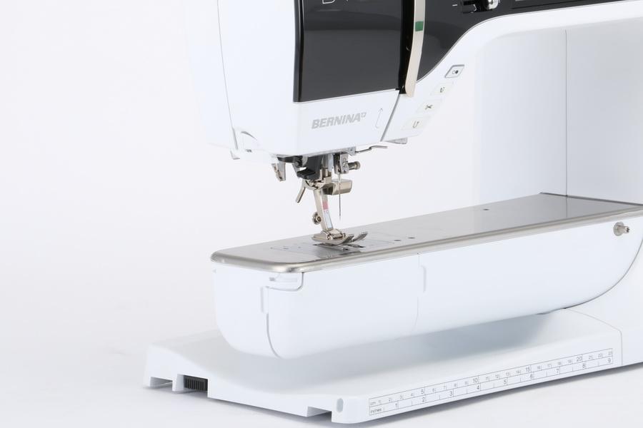 Bernina 780 Sewing and Embroidery Machine - Sewingmachinesplus.com