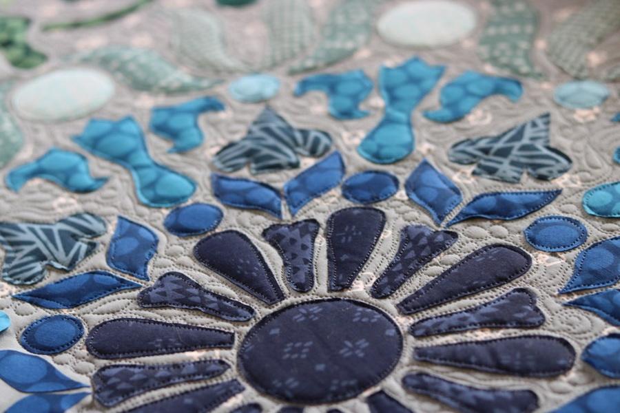 Hoffman Fabrics Mandalicious Quilt Fabric Kit by Carolyn Murfitt of Free Bird Quilting Designs