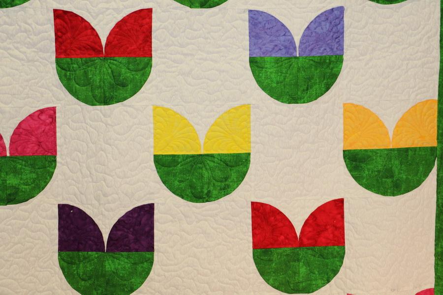 Ready to Sew Tulip Pre - cut Quilt Kit - Sewingmachinesplus.com