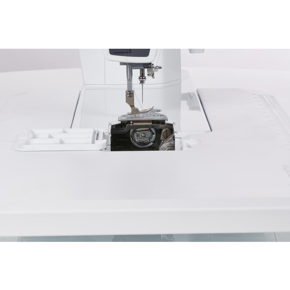 Bernette 08 Straight Stitch Sewing Machine - Sewingmachinesplus.com