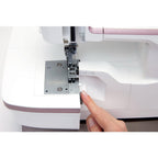 Husqvarna Viking Amber Air S500 Serger & Coverstitch Combo - Sewingmachinesplus.com