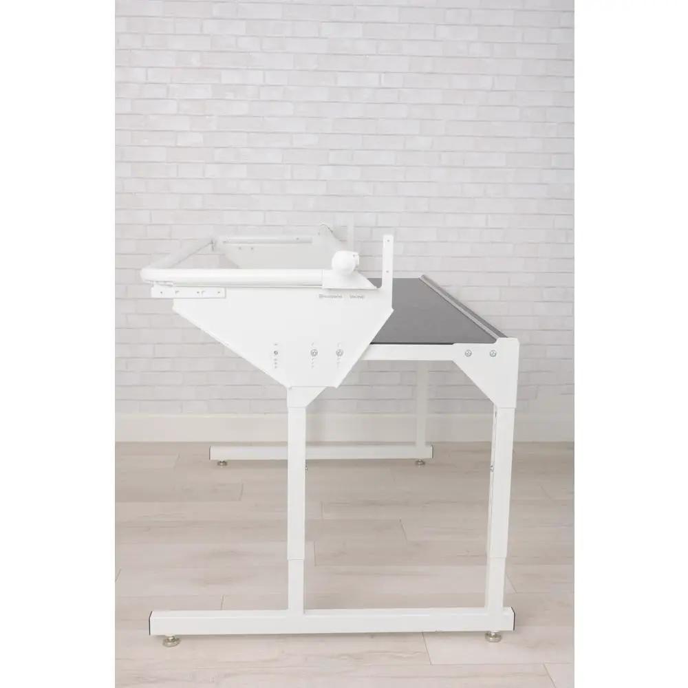 Viking Platinum Q165 Longarm Quilting Machine with Frame - Sewingmachinesplus.com