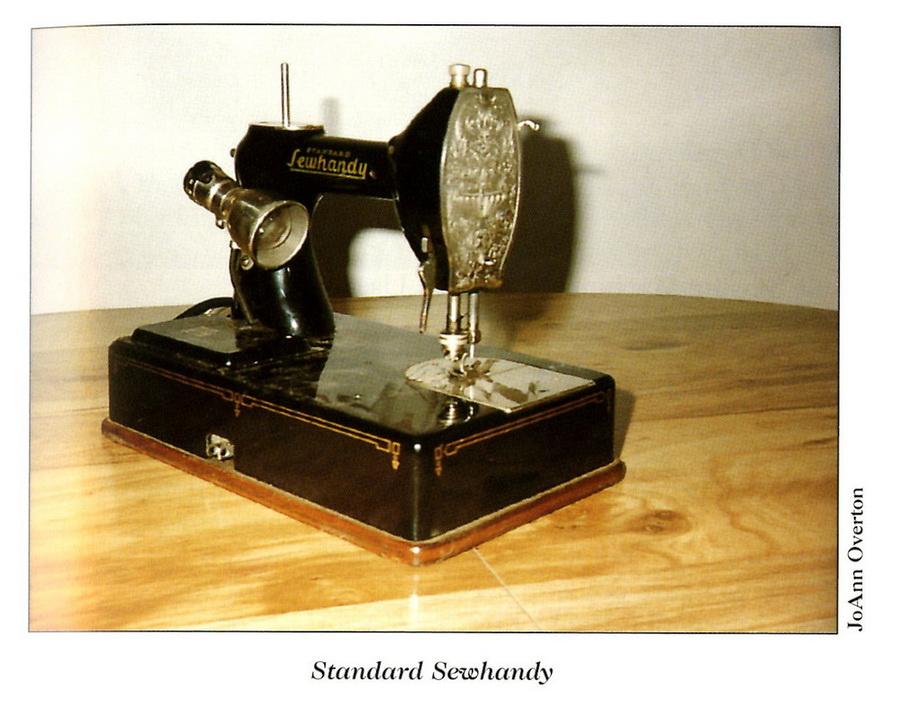 Featherweight 221 - 3rd Edition - Sewingmachinesplus.com