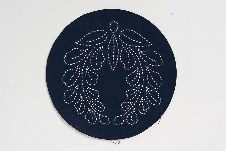 Sashiko Handy Pocket Guide: 27 Designs, Tips & Tricks for Successful Stitching - Sewingmachinesplus.com