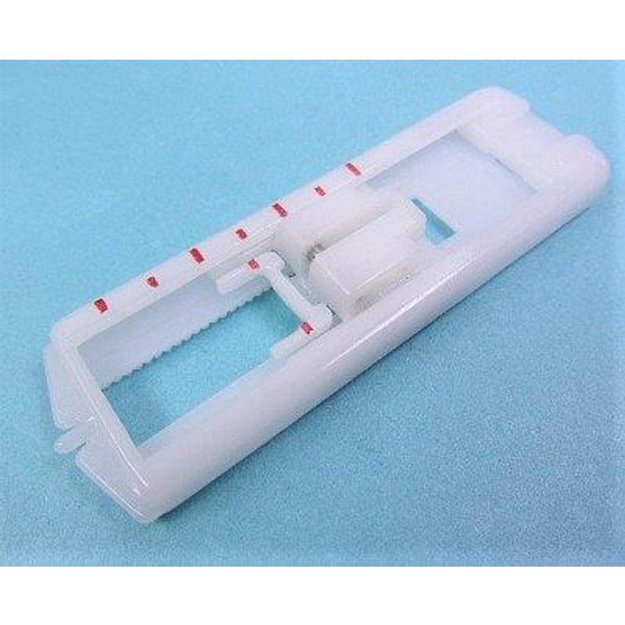 Foot Buttonhole Slant Snap - On - Sewingmachinesplus.com