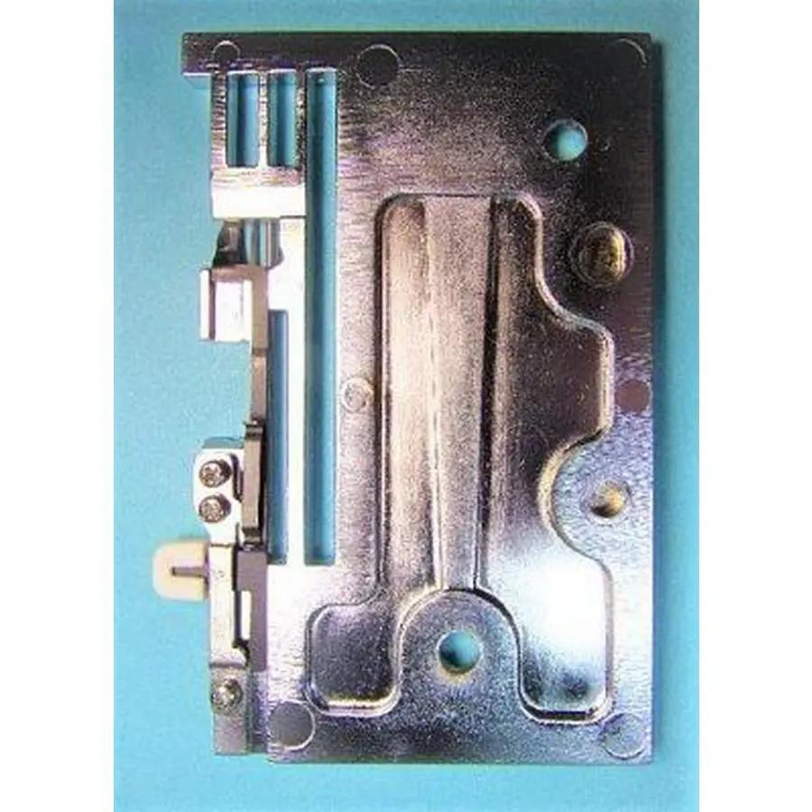 Needle Plate Bernette 2000DCE - Sewingmachinesplus.com