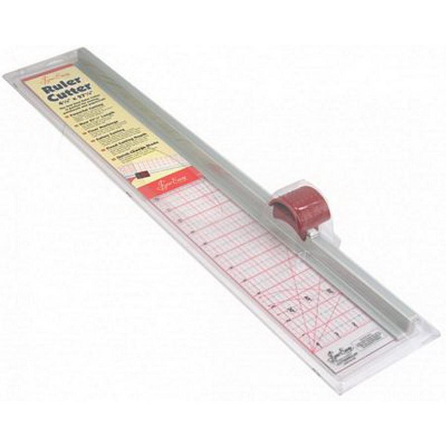 Large Quilt Ruler Cutter - Sewingmachinesplus.com