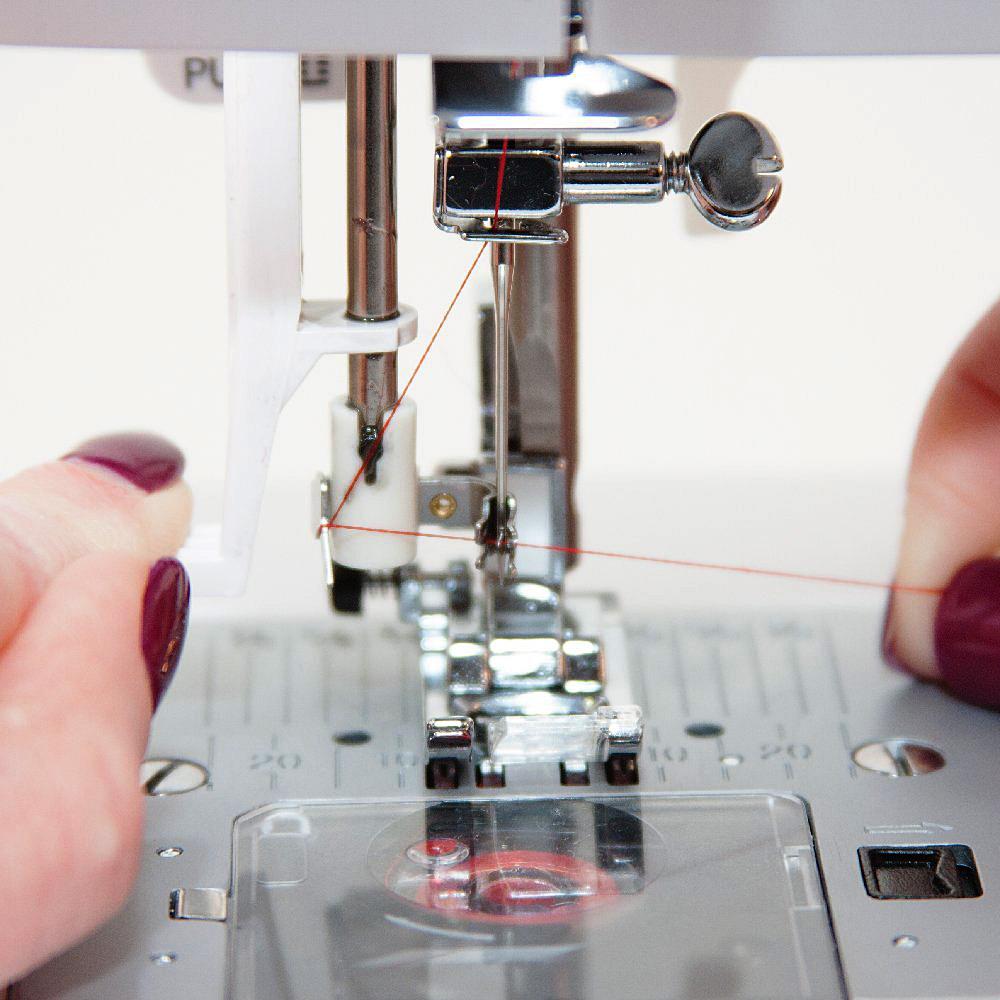 EverSewn Sparrow 30 - 310 Stitch Computerized Sewing Machine