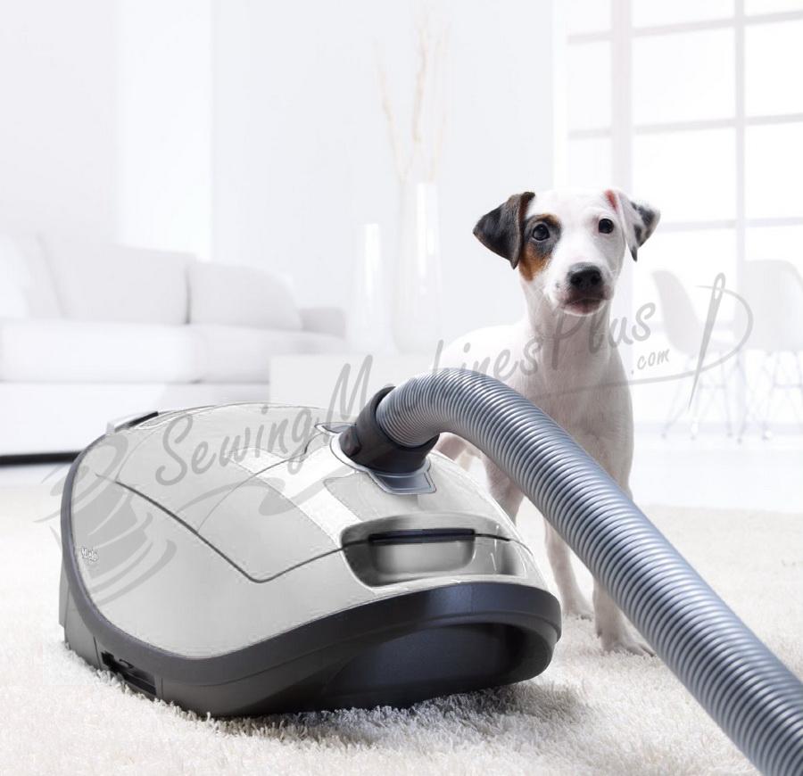 Miele Complete C3 Cat & Dog Canister Vacuum