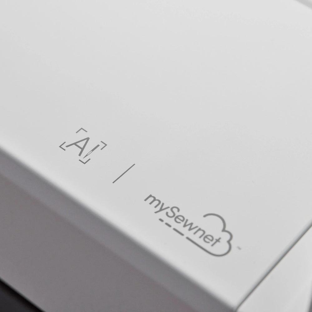 HUSQVARNA VIKING Epic Quilt 97 Sewing Machine & Accessories Bundle