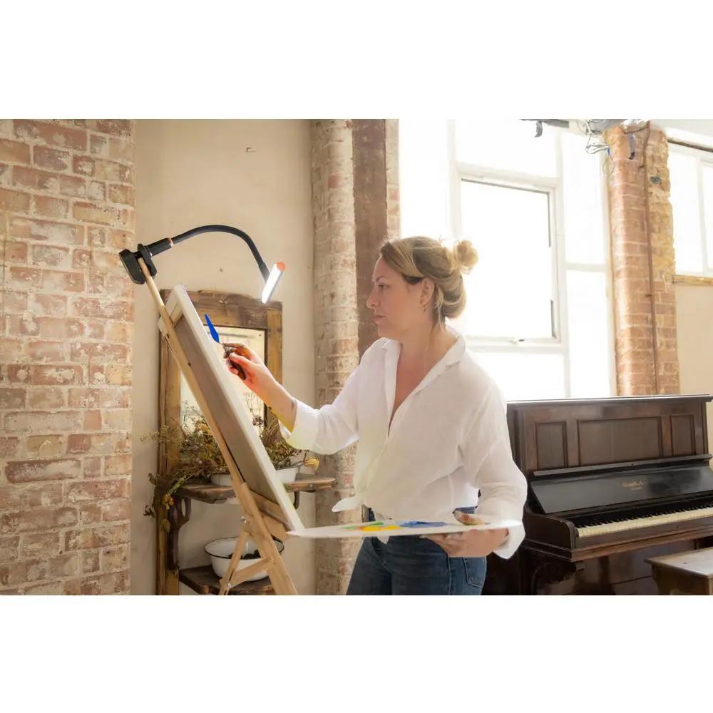 Daylight Easel Lamp Go - Sewingmachinesplus.com