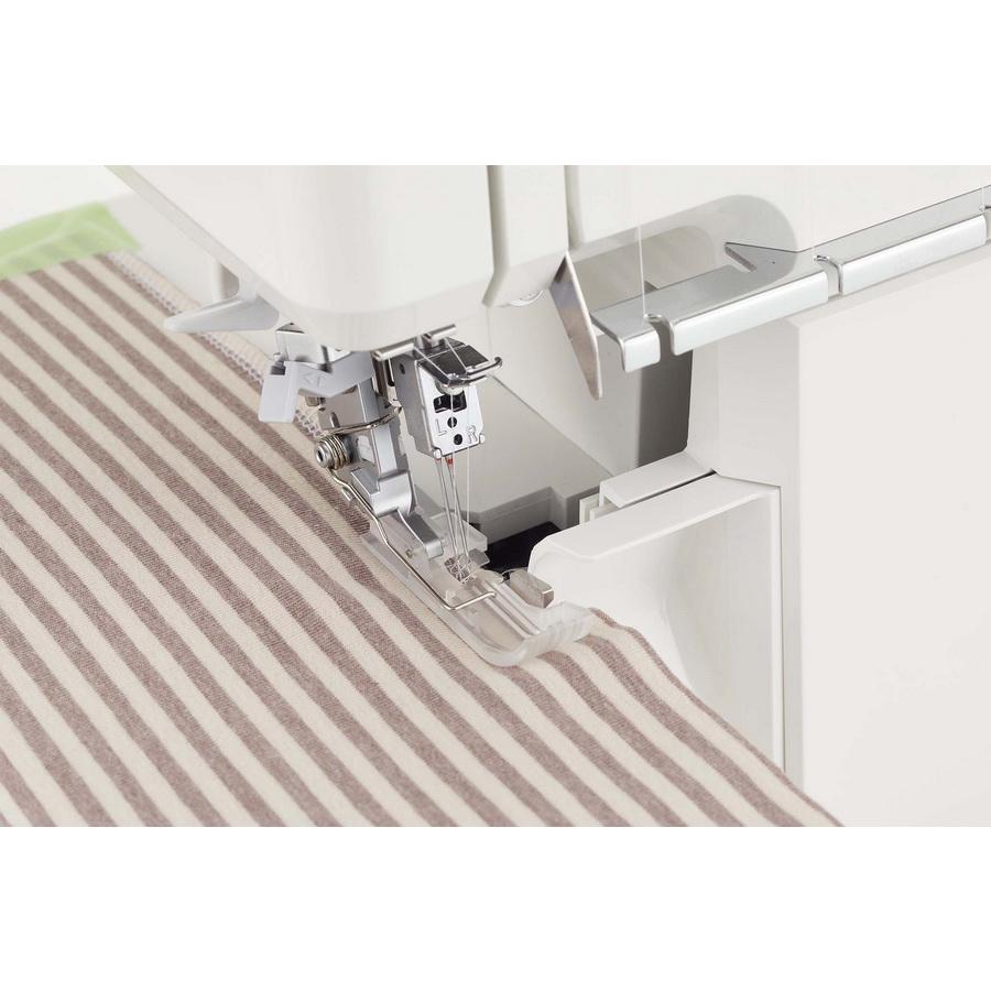 Juki MO - 2800 2 Needle, 2/3/4 Thread Overlock - Sewingmachinesplus.com