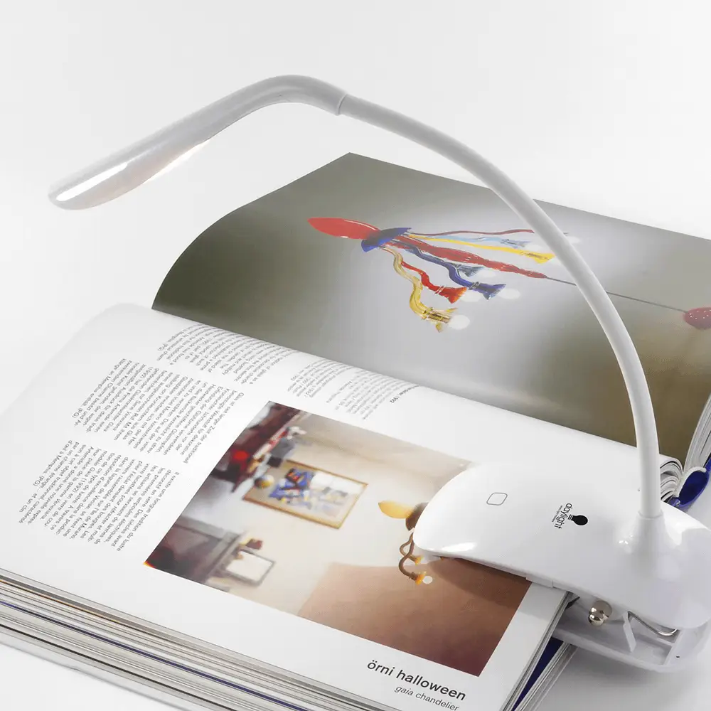 Clip - on Travel Lamp (UN1380) - Sewingmachinesplus.com